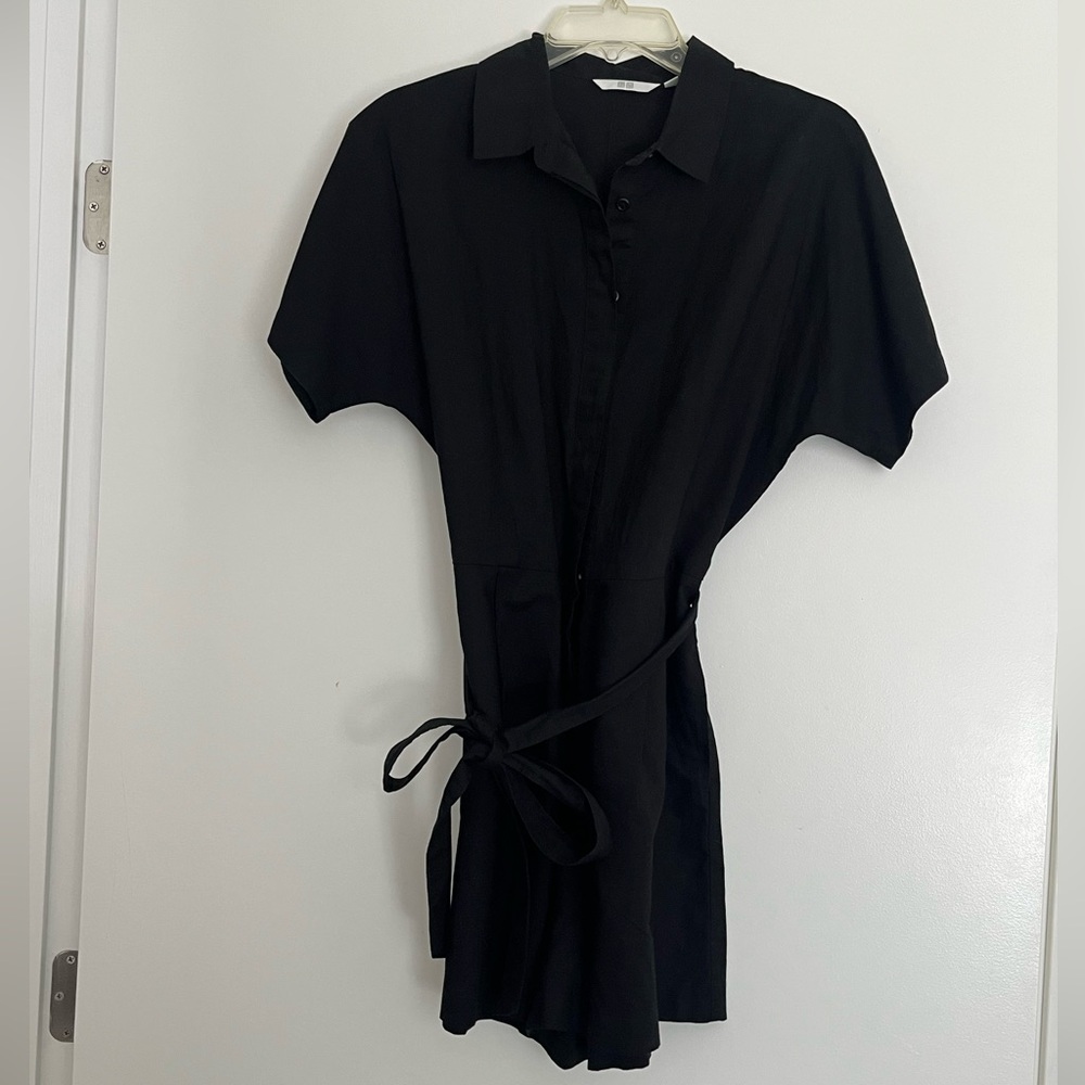 Uniqlo Black Collared Linen Romper